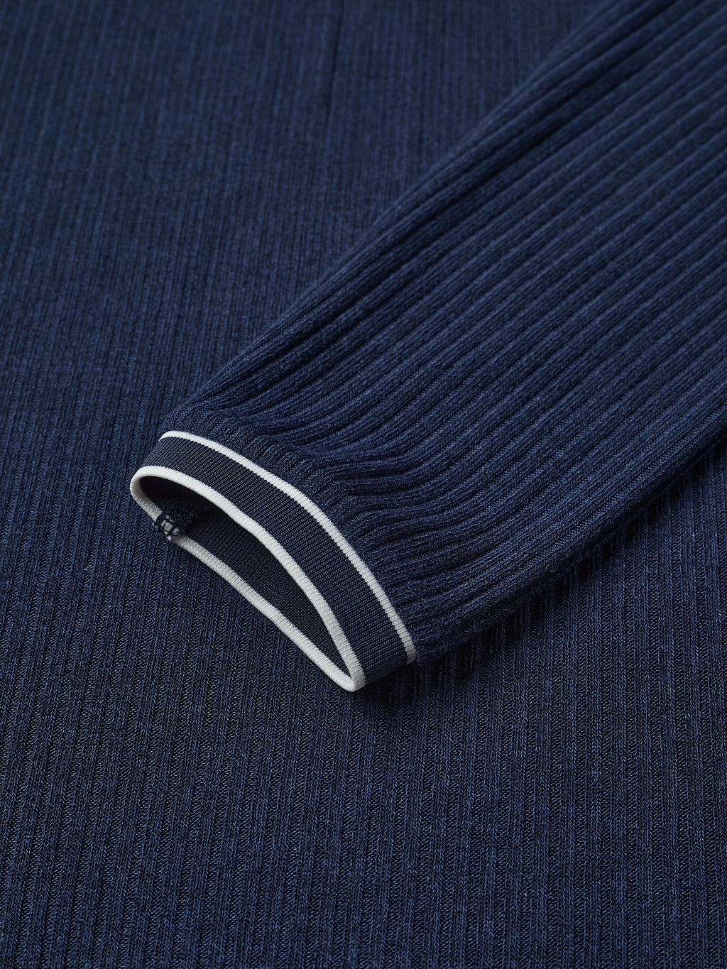 Heren casual poloshirt met kleurblok – marineblauw/wit, lange mouwen & contrasterende kraag