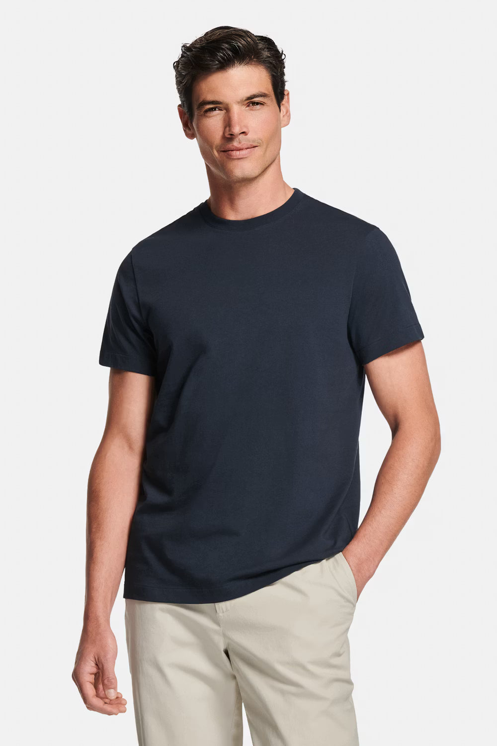 Essential Fitted Tee – Perfect Slim Fit & Premium Comfort