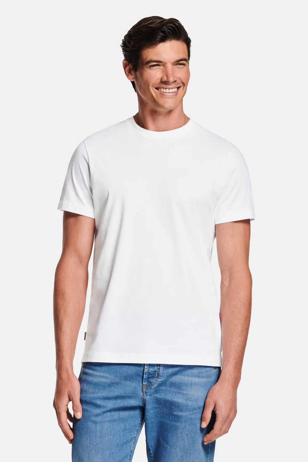 Essential Fitted Tee – Perfect Slim Fit & Premium Comfort