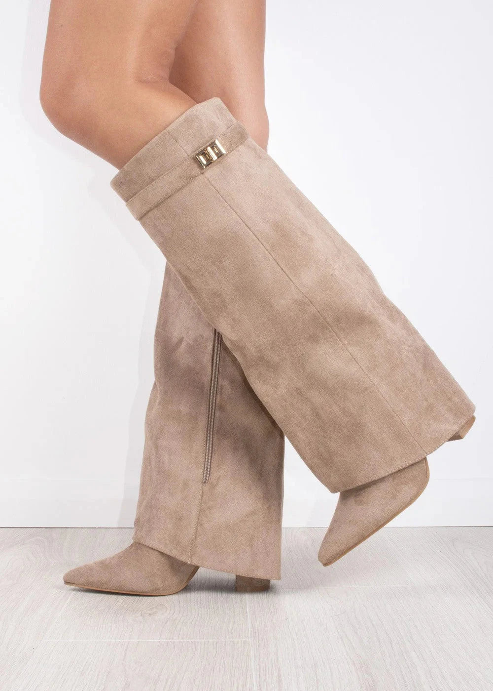 Lily Classic | Kniehoge Laarzen met Puntneus en Rechte Schacht