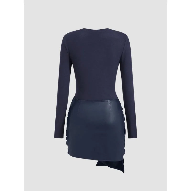 Narelle | Fitted Mini-Jurk met Vegan Leather Drape Detail