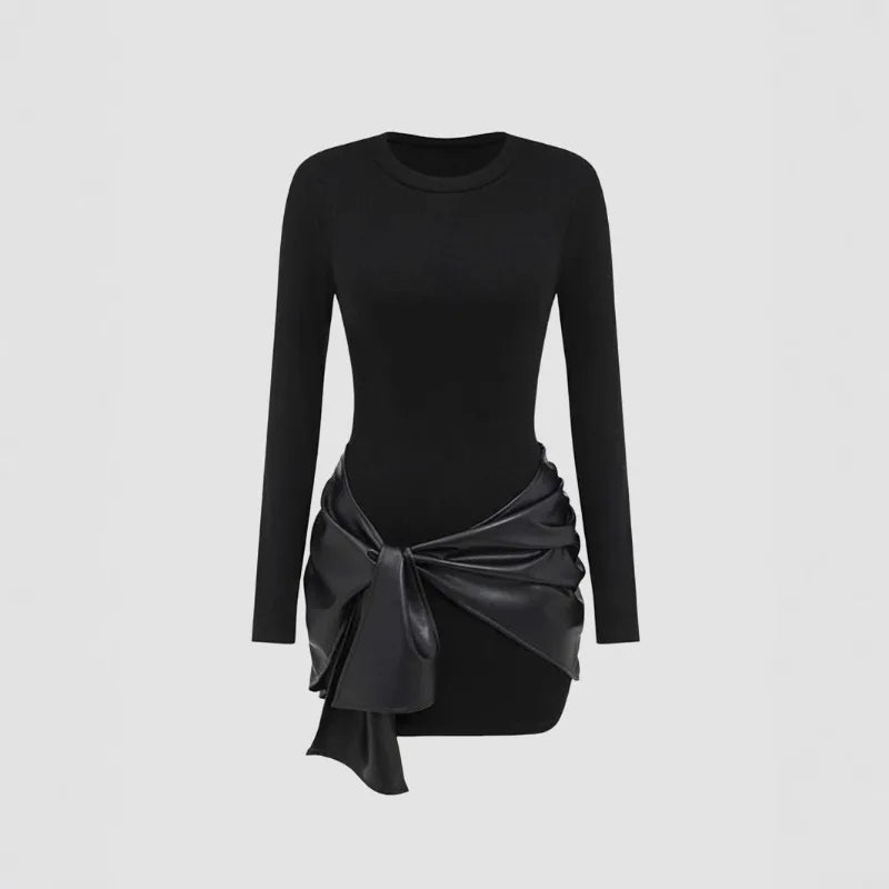 Narelle | Fitted Mini-Jurk met Vegan Leather Drape Detail